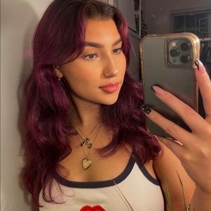 Meet your Posher, Mel